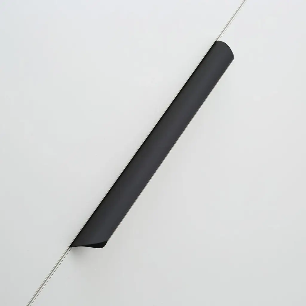 Купить UA-HEXA-160-20M Ручка мебельная HEXA 160мм/190мм, чёрный мат в нашем каталоге