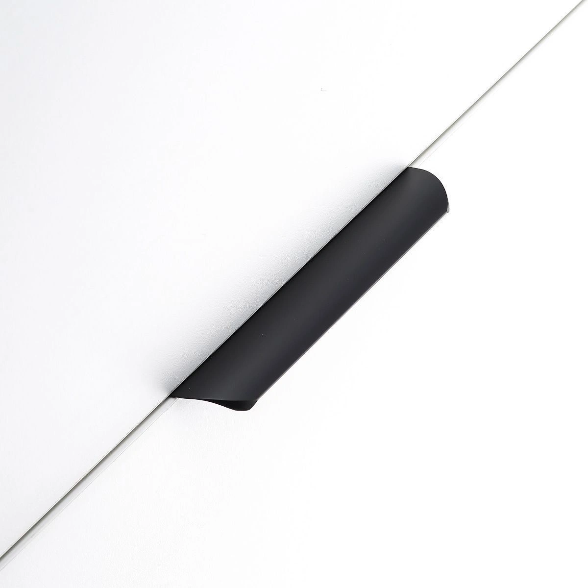 Купить UA-HEXA- 96-20M Ручка мебельная HEXA 96мм/150мм, чёрный мат в нашем каталоге